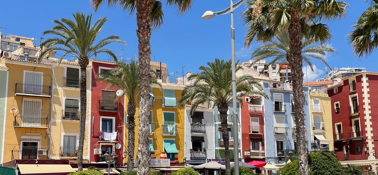 Villajoyosa Colorful Houses And Apartments Give The Coastal Town A villajoyosa-colorful-houses-and-apartments-give-the-coastal-town-a