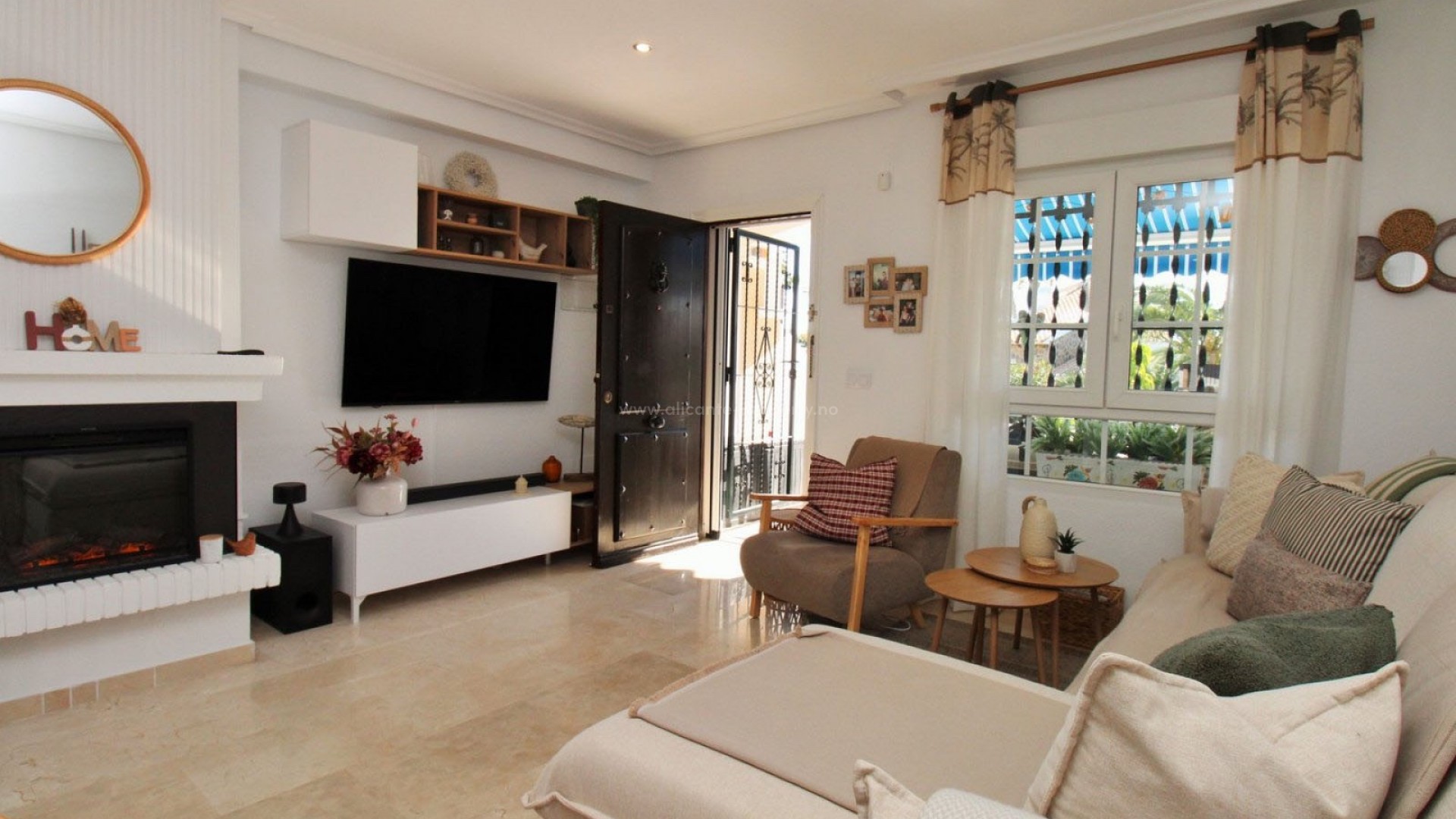 2. Town house in Villamartín