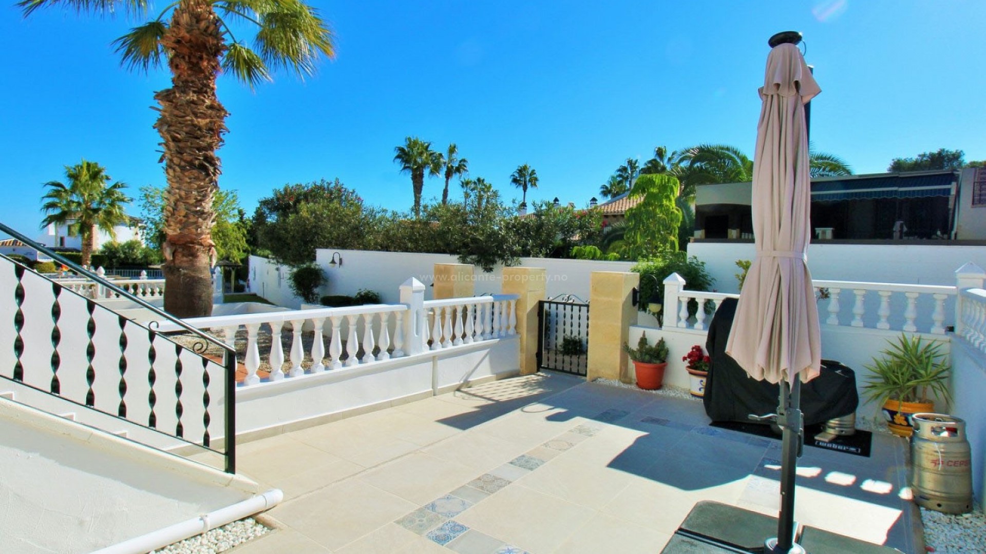 2. Town house in Villamartín