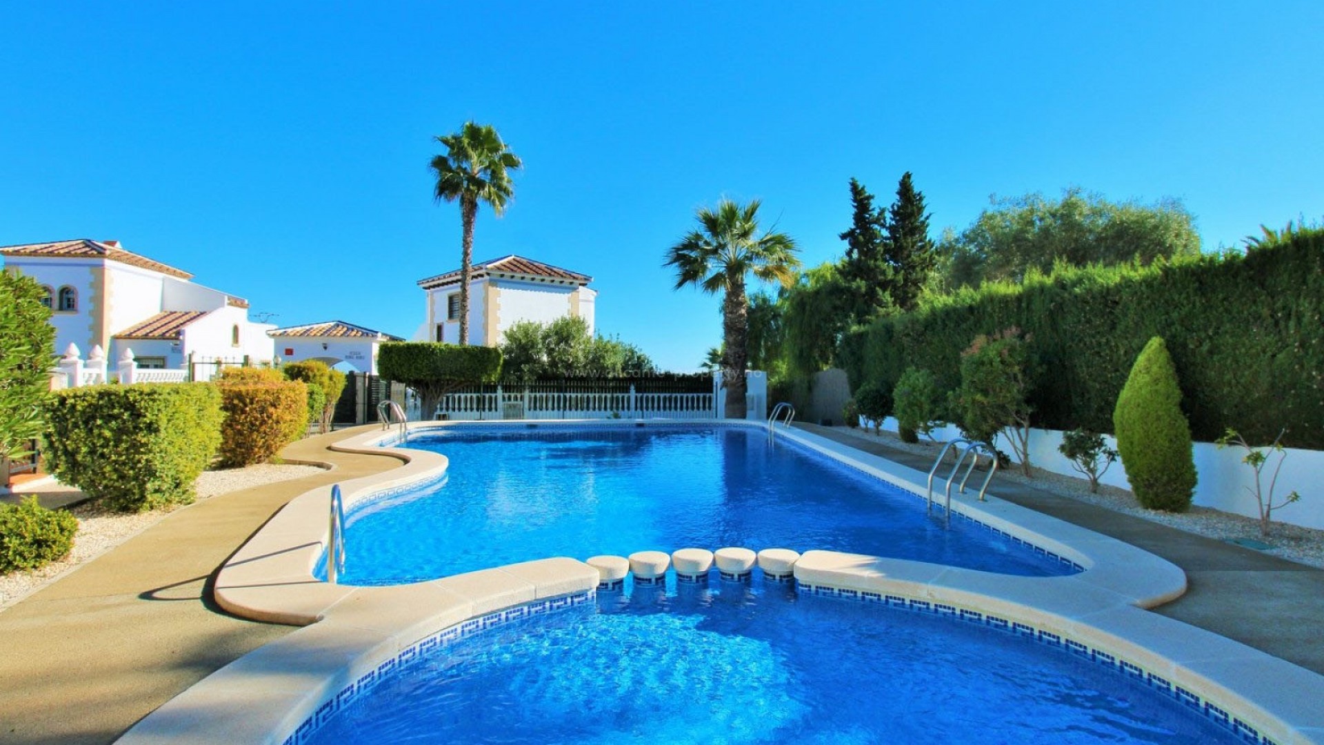 2. Town house in Villamartín