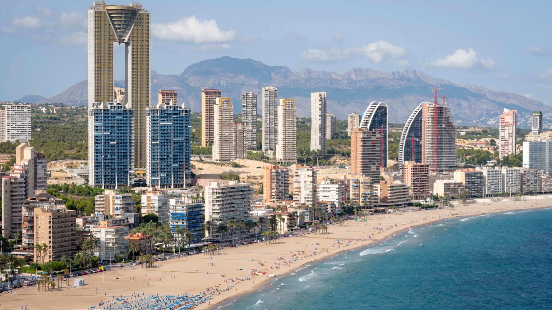 256 apartments-Intempo Residential Sky(view) Resort in Benidorm, Alicante province, near the blue flag beaches of Playa de Poniente