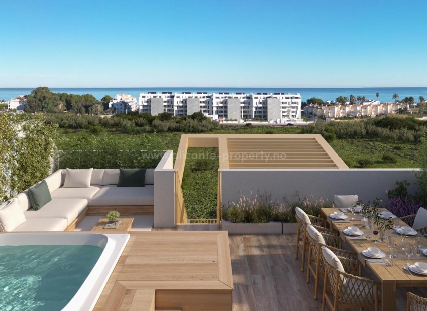 65 modern apartments and townhouses in El Vergel near Denia, 2/3 bedrooms, pool, gym, close to La Almadraba beach in Denia.