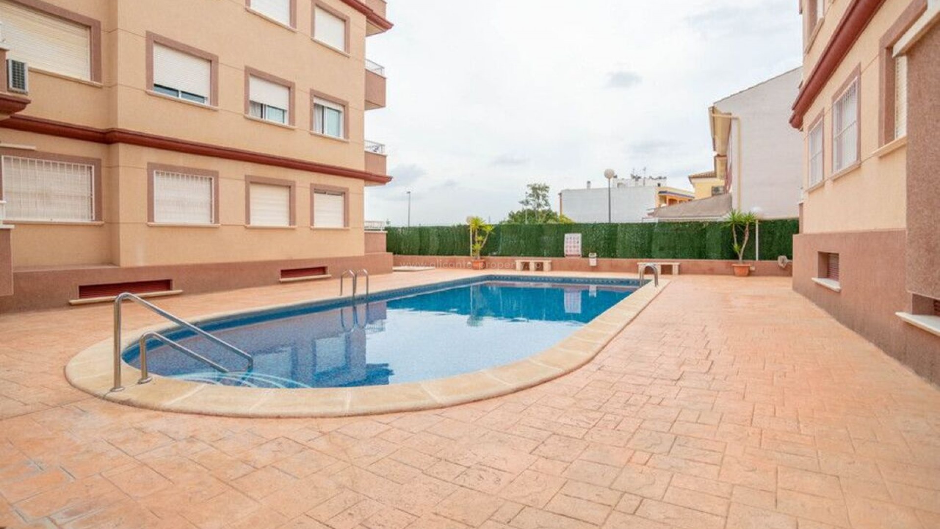 Apartamento / piso en Algorfa
