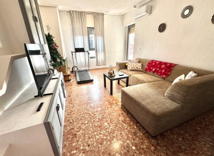 Apartamento / piso en Almoradi Centro