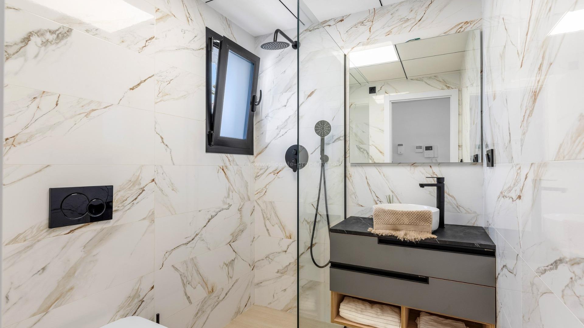 Apartamento / piso en El Raso