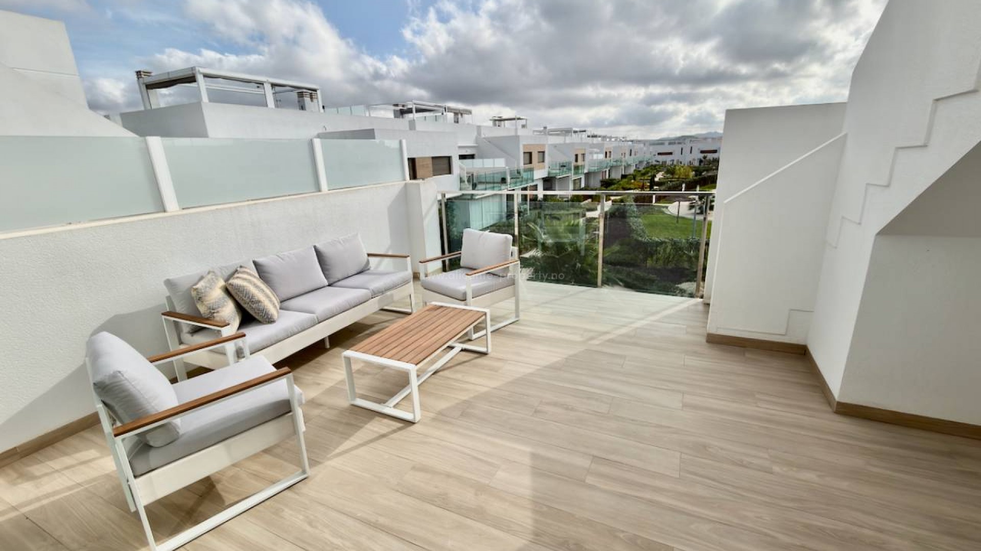 Apartamento / piso en Entre Naranjos