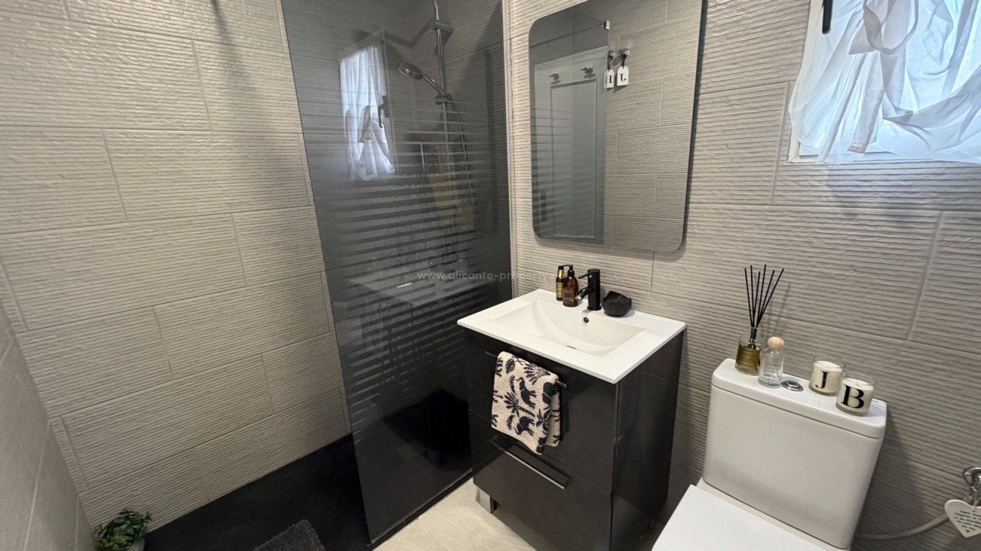 Apartamento / piso en Entre Naranjos
