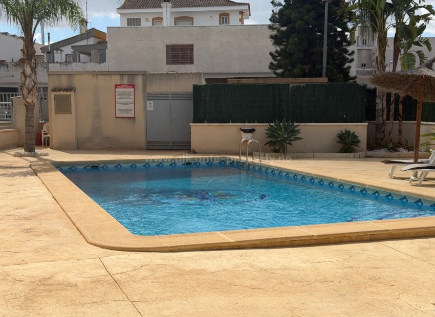 Apartamento / piso en Jacarilla