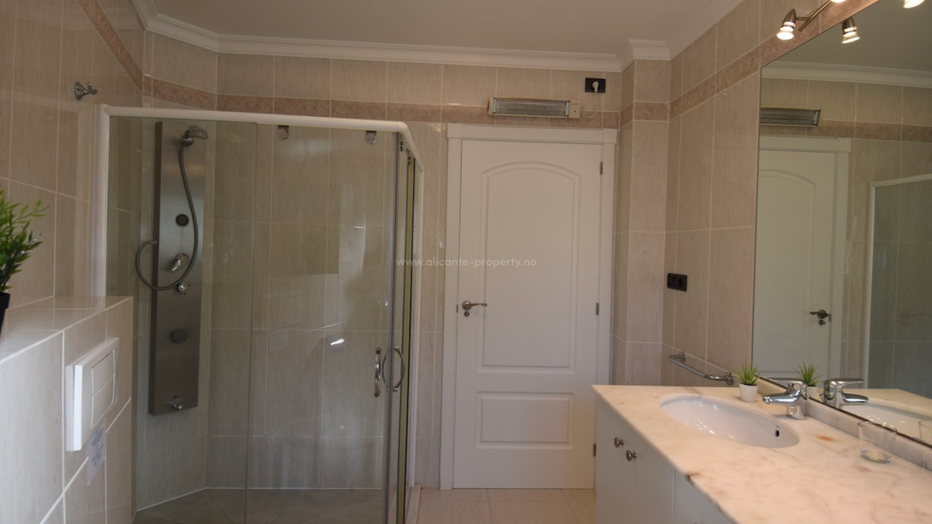 Apartamento / piso en La Fustera