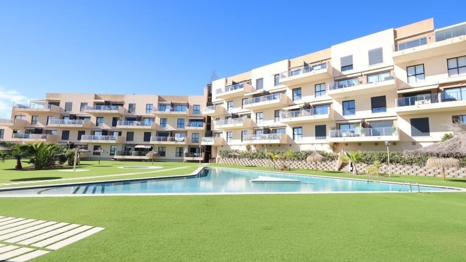 Apartamento / piso en La Zenia