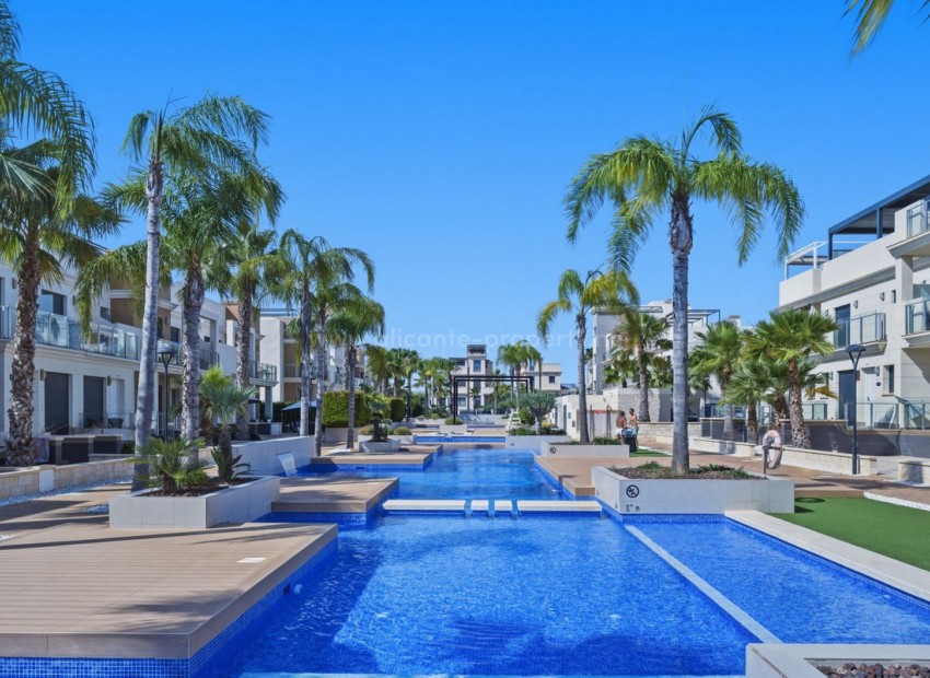 Apartamento / piso en La Zenia