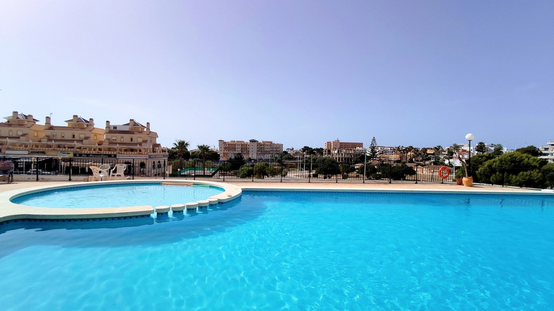 Apartamento / piso en La Zenia