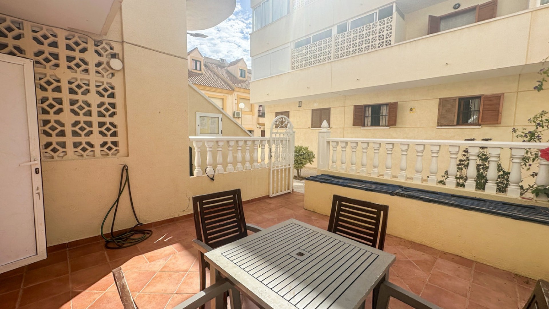 Apartamento / piso en La Zenia