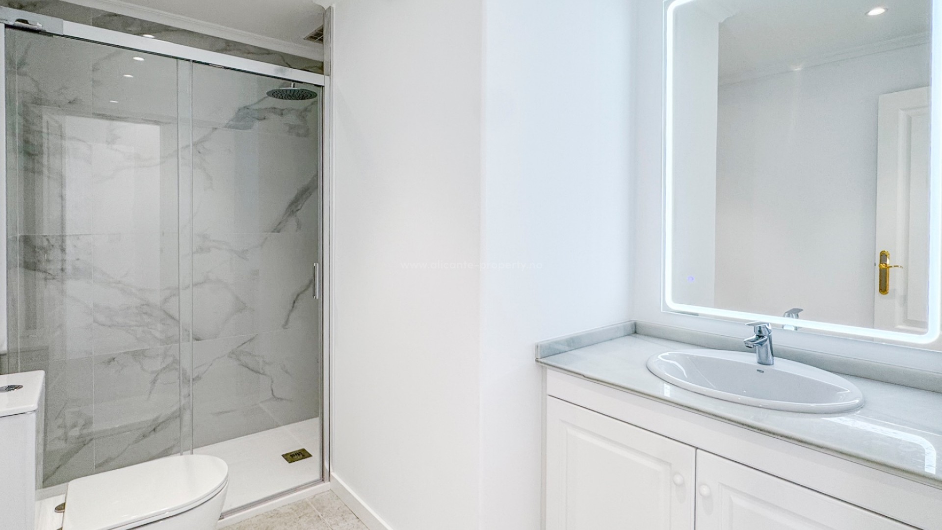 Apartamento / piso en Lomas de Campoamor