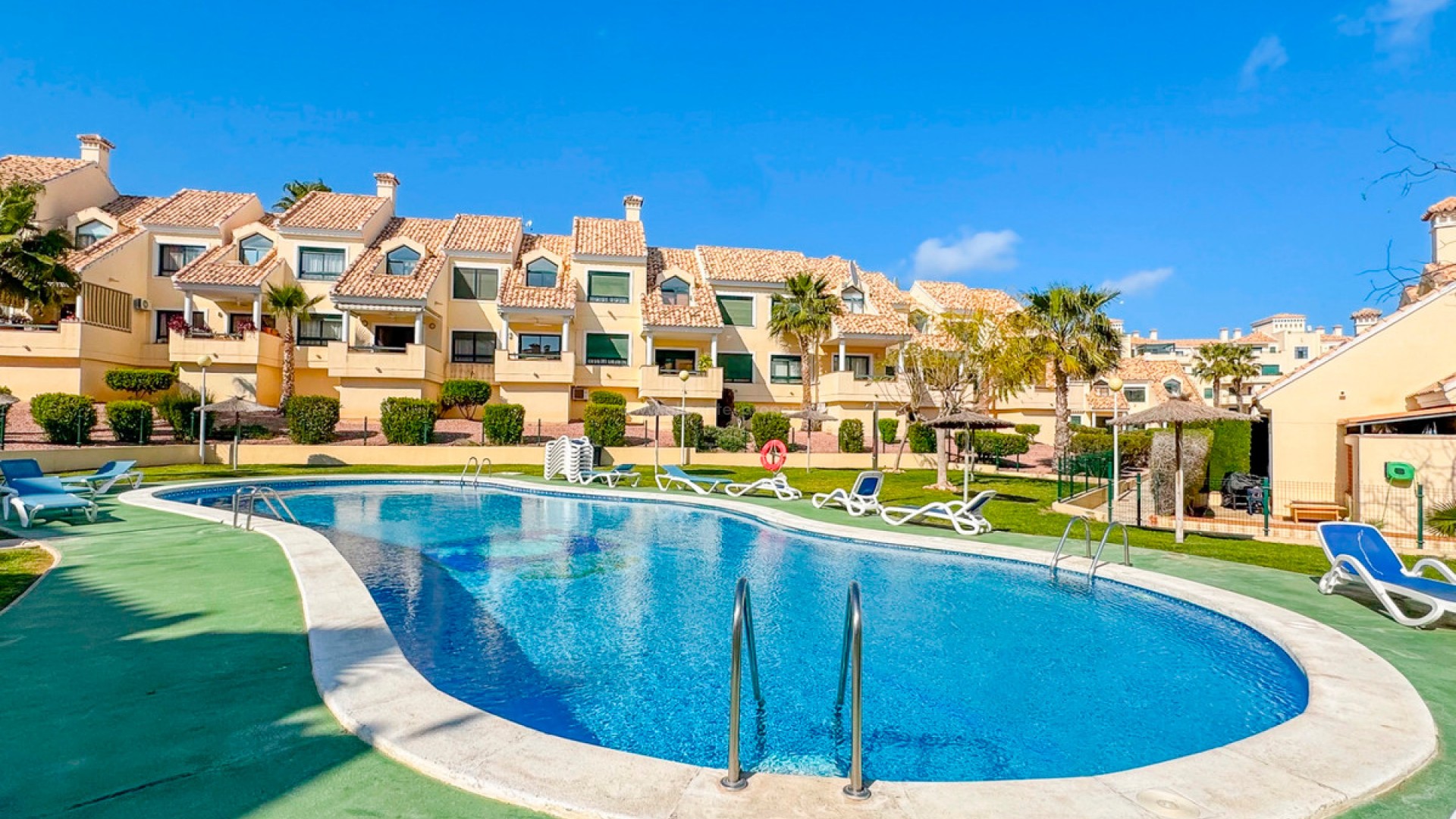 Apartamento / piso en Lomas De Campoamor