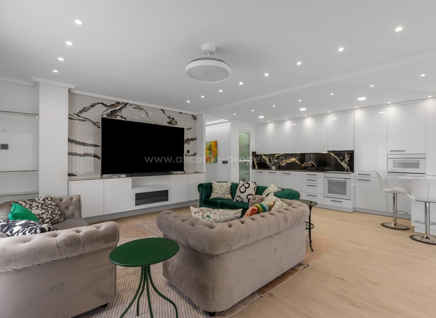 Apartamento / piso en Los Montesinos Centro