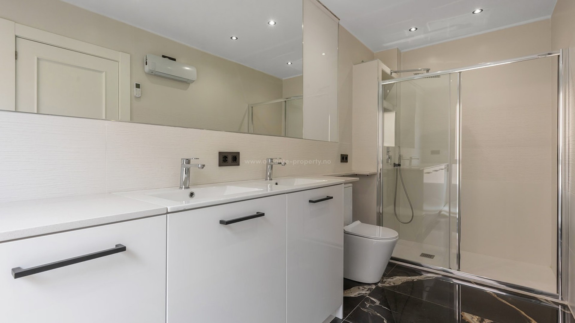 Apartamento / piso en Los Montesinos Centro