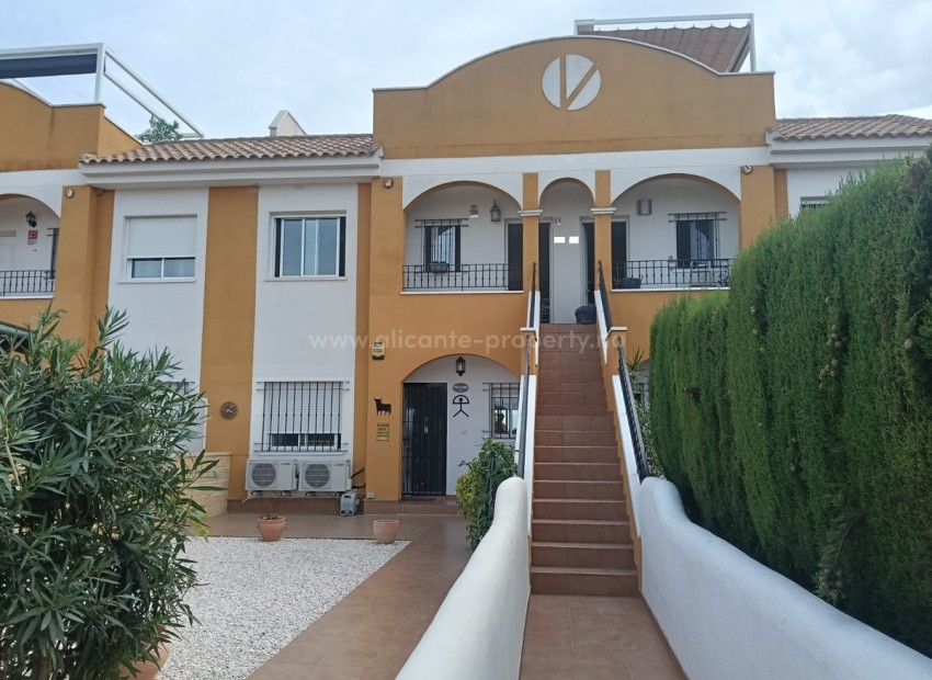 Apartamento / piso en Los Montesinos Centro