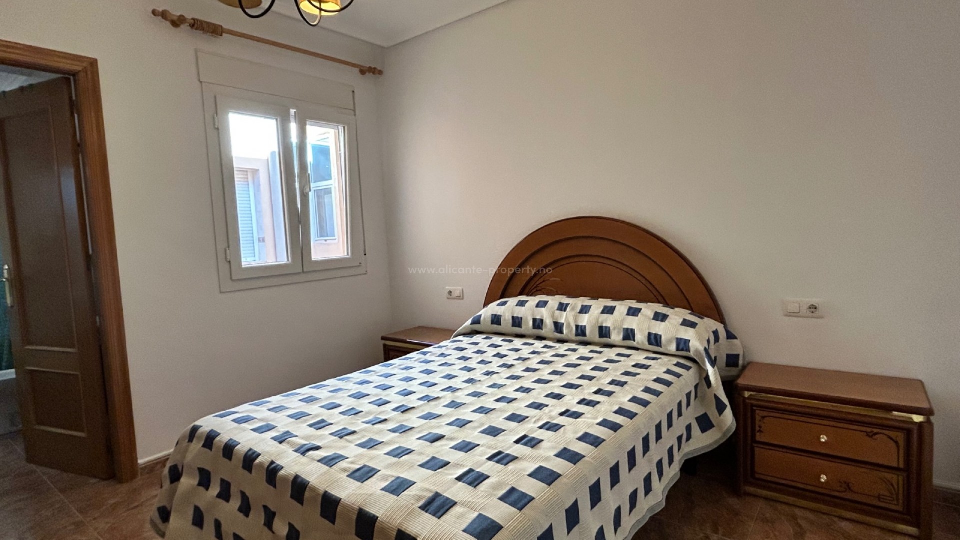 Apartamento / piso en pueblo