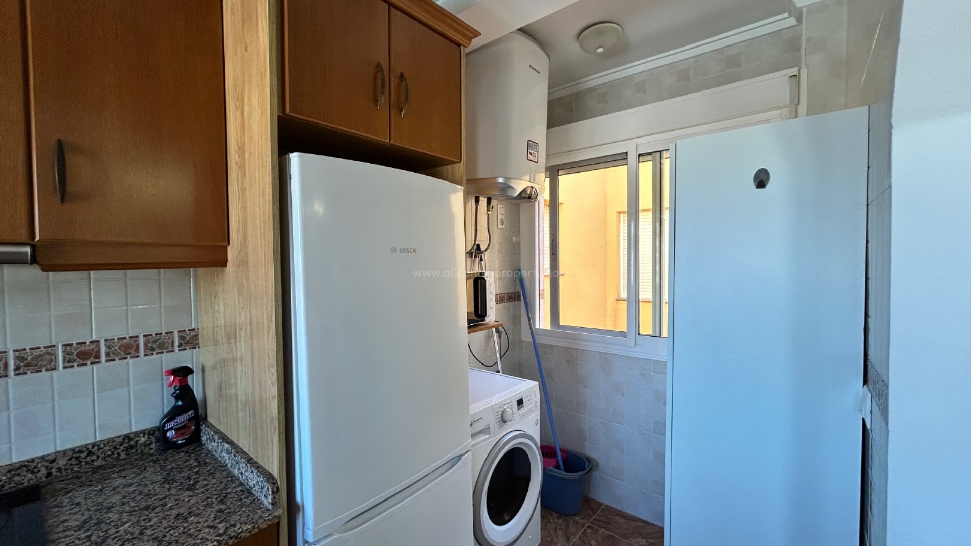 Apartamento / piso en pueblo