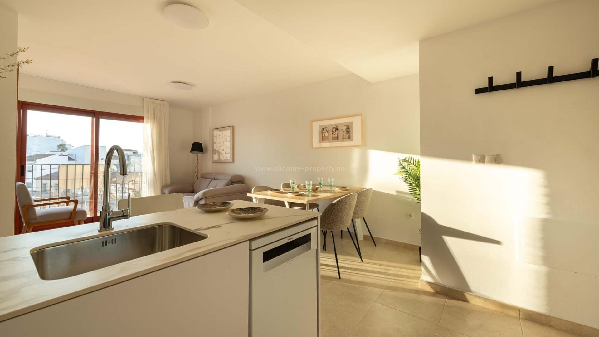 Apartamento / piso en pueblo