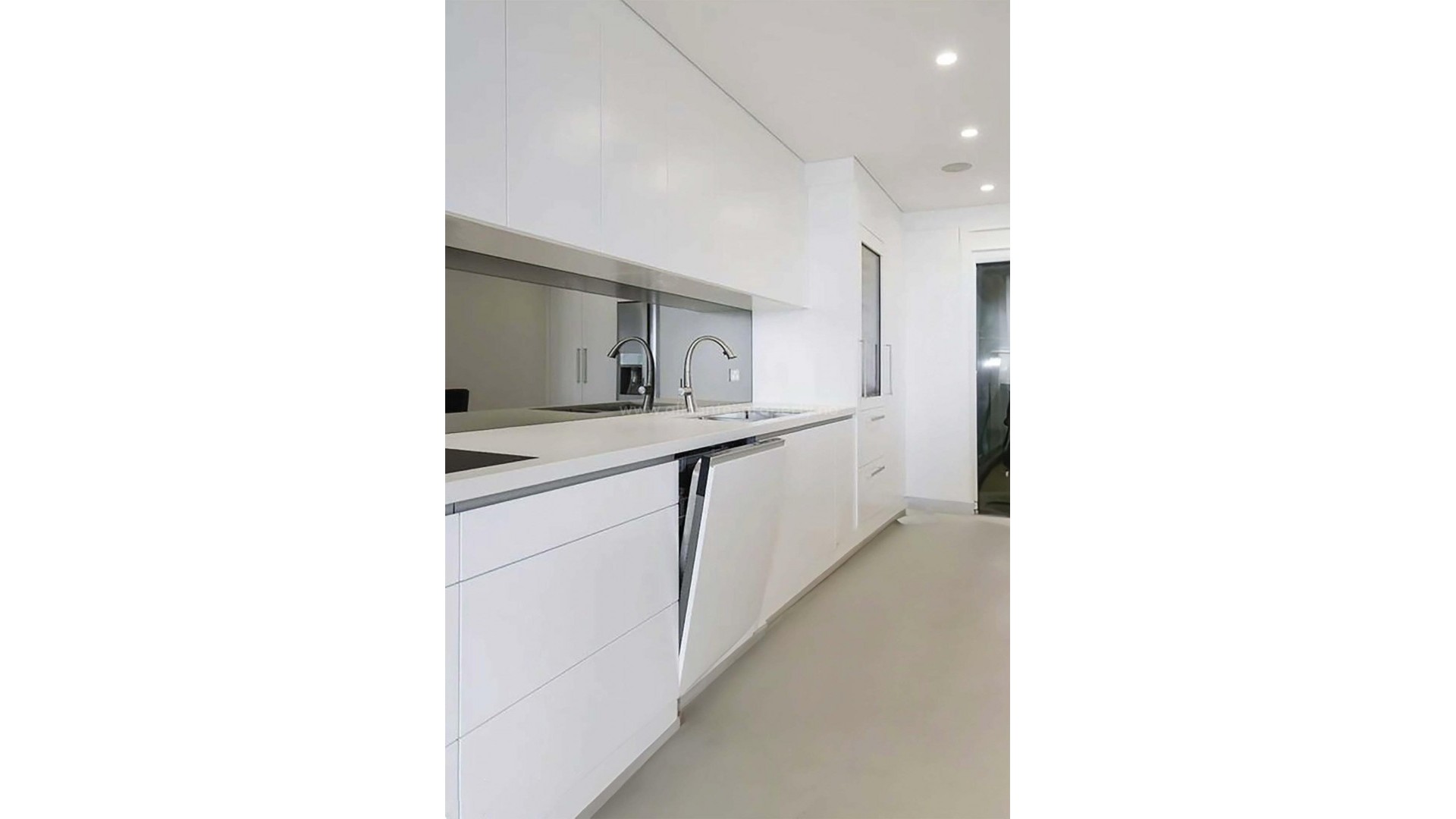 Apartamento / piso en pueblo