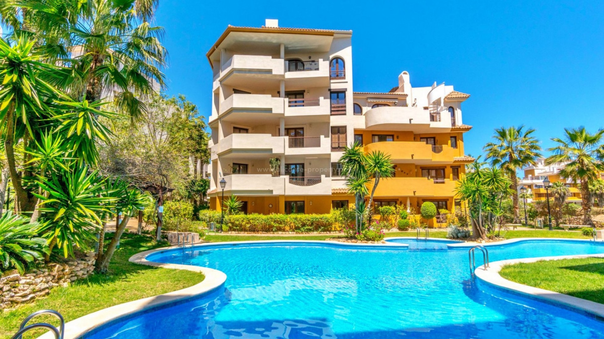 Apartamento / piso en Punta Prima