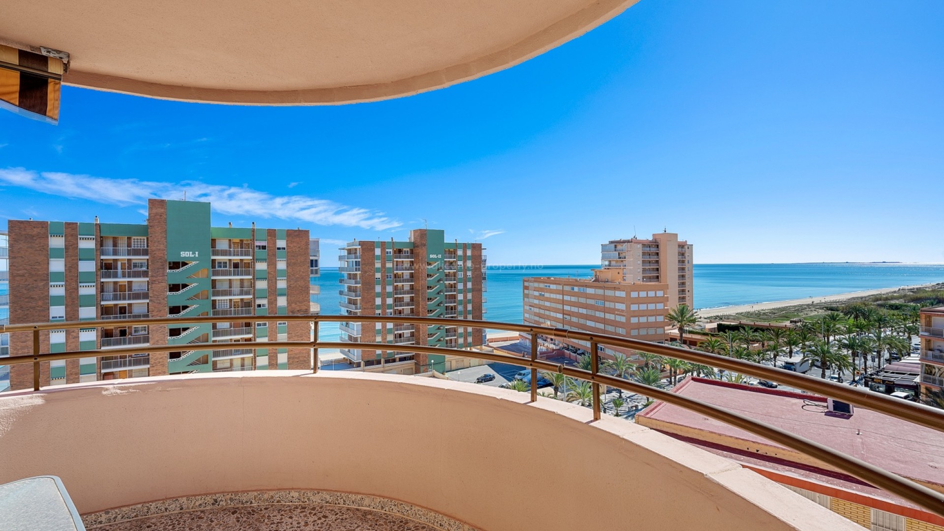 Apartamento / piso en Segunda linea playa