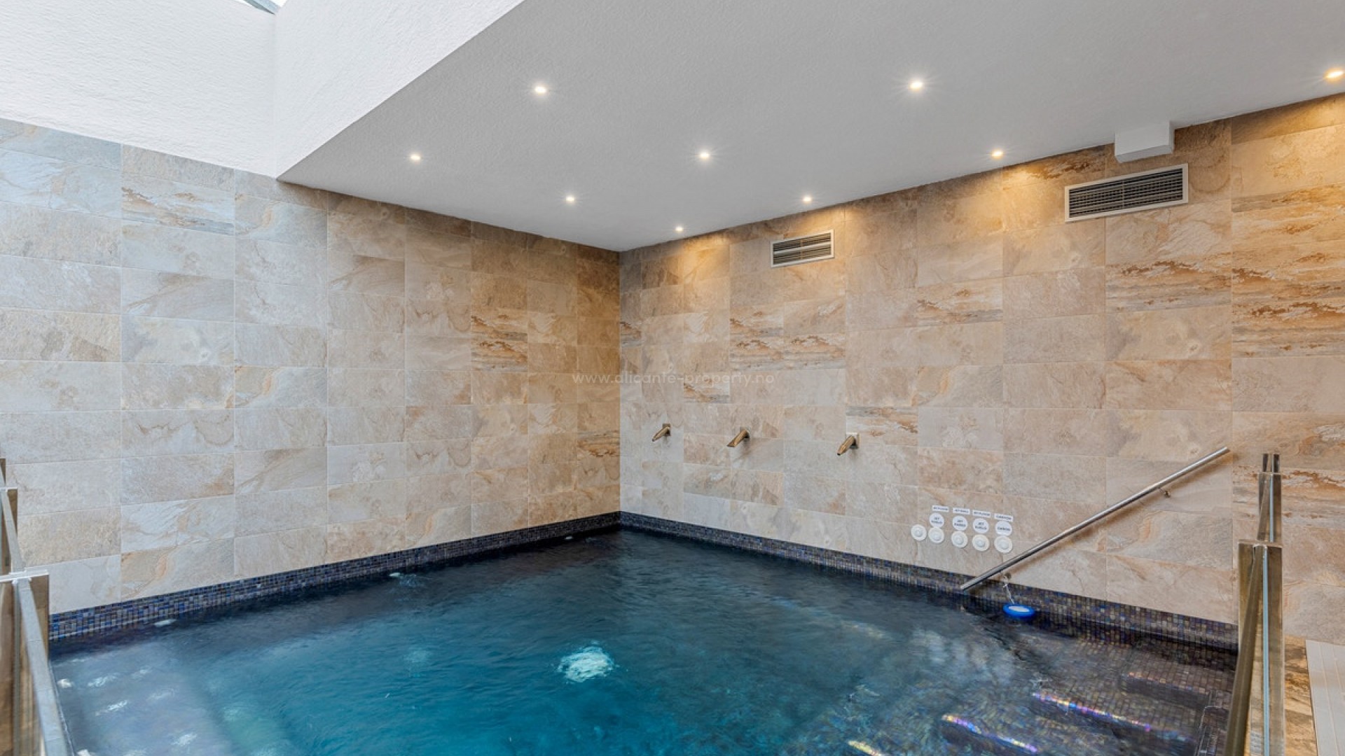 Apartamento / piso en Urbanización El Raso