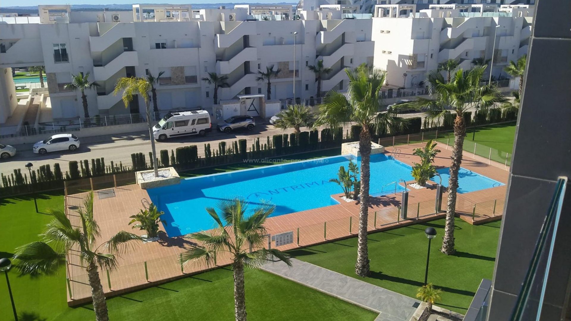 Apartamento / piso en Urbanización El Raso