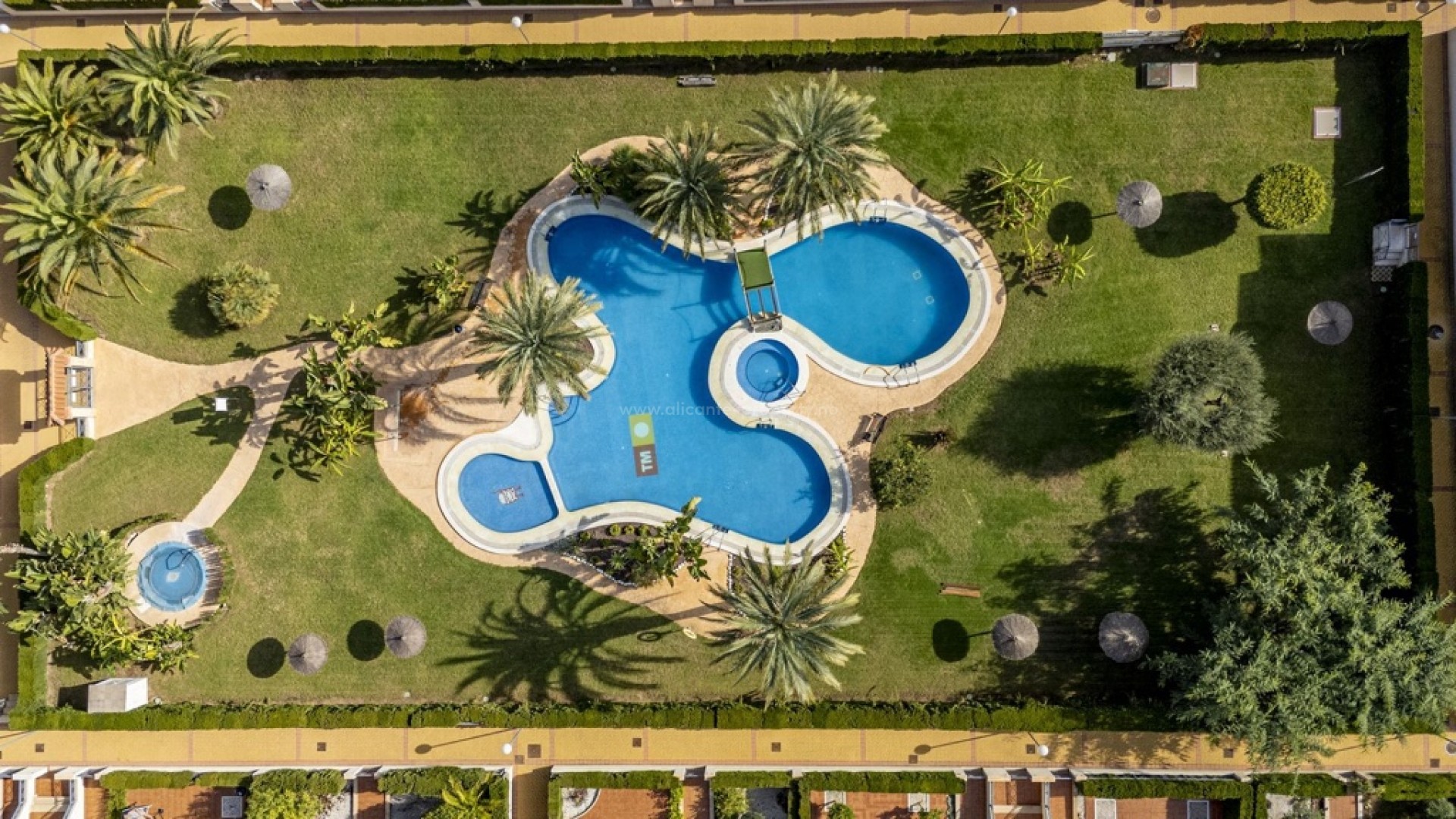 Apartamento / piso en Zeniamar