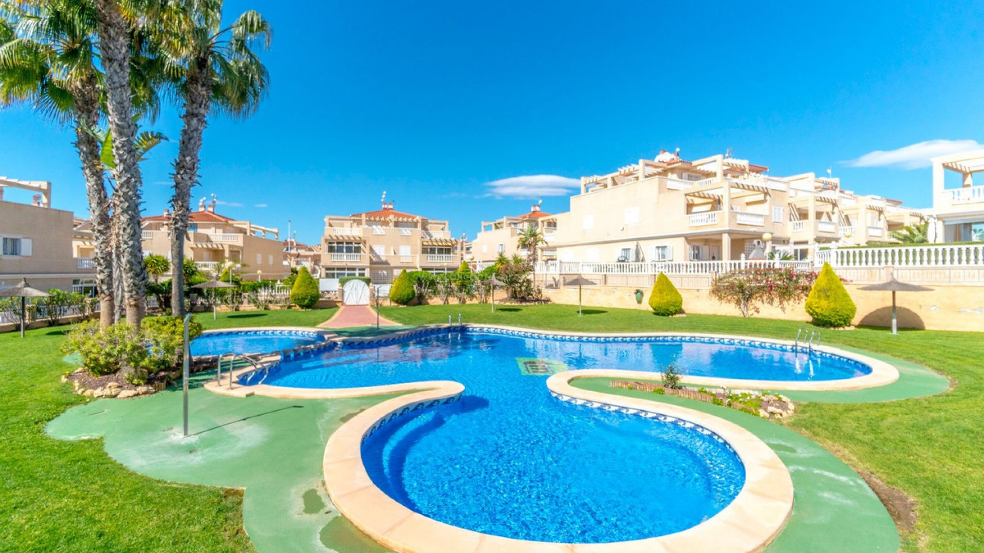 Apartamento / piso en Zeniamar