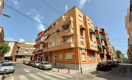Apartamento / piso - Reventa - Alicante -
                Alicante Centro