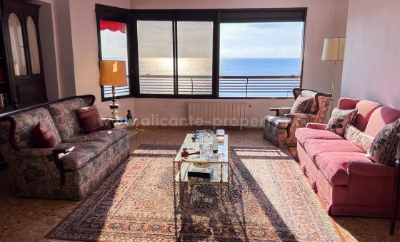 Apartamento / piso - Reventa - Alicante -
                Alicante Centro