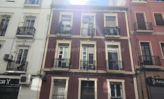 Apartamento / piso - Reventa - Alicante -
                Alicante