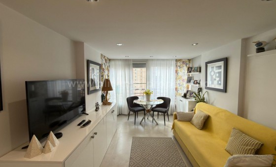 Apartamento / piso - Reventa - Benidorm -
                Benidorm Centro