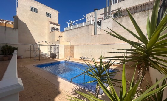 Apartamento / piso - Reventa - Jacarilla - Jacarilla