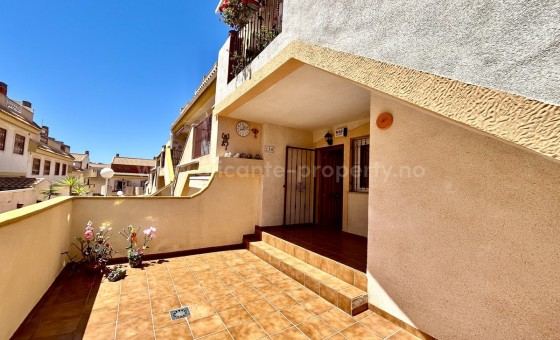 Apartamento / piso - Reventa - La Zenia -
                La Zenia