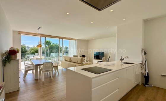 Apartamento / piso - Reventa - Las Colinas - Las Colinas Golf Resort