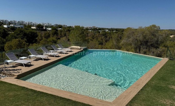Apartamento / piso - Reventa - Las Colinas - Las Colinas Golf Resort