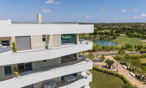Apartamento / piso - Reventa - Las Colinas - Las Colinas Golf Resort