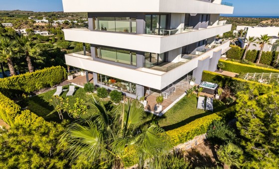 Apartamento / piso - Reventa - Las Colinas - Las Colinas Golf Resort