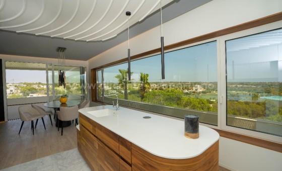 Apartamento / piso - Reventa - Las Colinas - Las Colinas Golf Resort