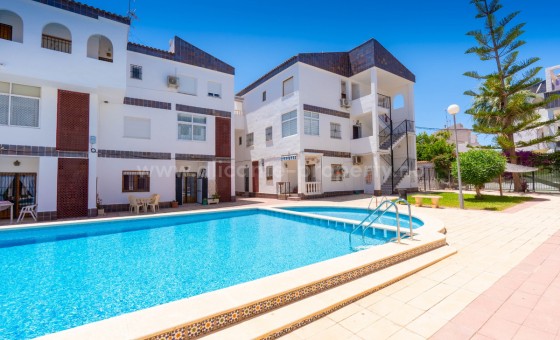 Apartamento / piso - Reventa - Punta Prima -
                Punta Prima