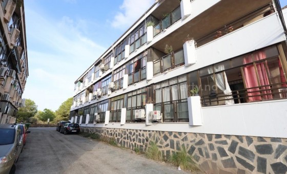 Apartamento / piso - Reventa - Torrevieja -
                La Siesta