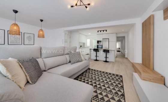 Apartamento / piso - Reventa - Torrevieja - Playa del Cura