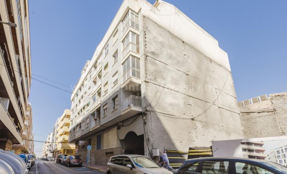 Apartamento / piso - Reventa - Torrevieja - Torrevieja Centro