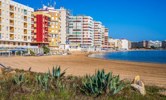 Apartamento / piso - Reventa - Torrevieja - Torrevieja Centro