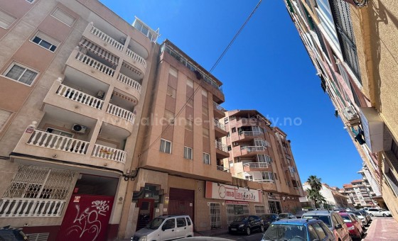 Apartamento / piso - Reventa - Torrevieja - Torrevieja Centro