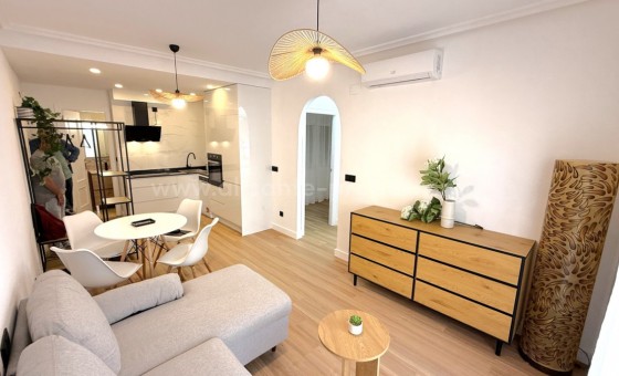 Apartamento / piso - Reventa - Torrevieja - Torrevieja Centro